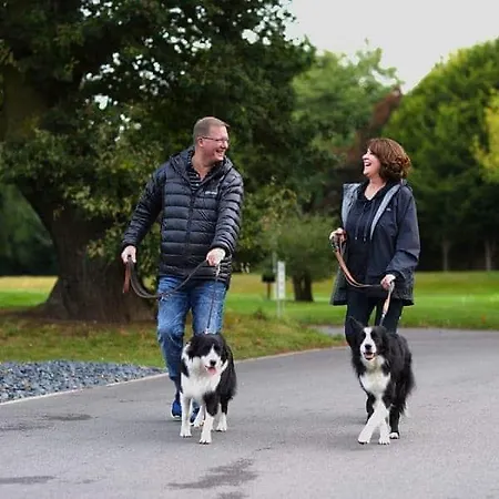 Prázdninový dům Lakefront 5 Star Country Park Fishing Lakes Near York Free Parking